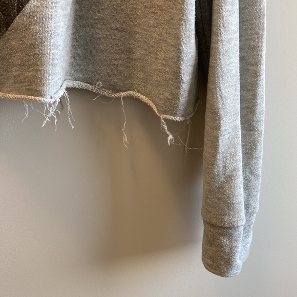 Cropped Distressed Crewneck - Picture 3 of 3